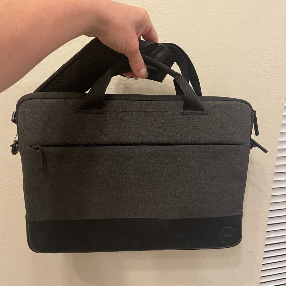 DELL Black & Dark Grey Laptop Bag. Measurements in pictures. - Picture 9 of 9
